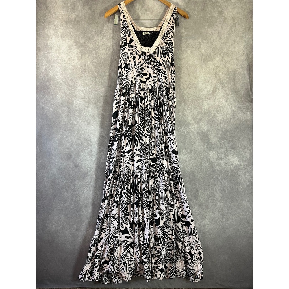 Free People Maxi Dress Women Small Petite Black White Floral Crochet Lace Tiered